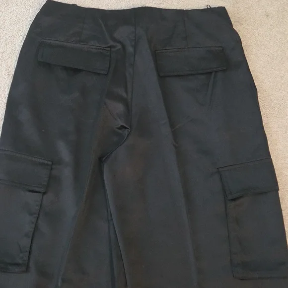 Zara Black Satin Cargo Pants - Picture 15 of 16